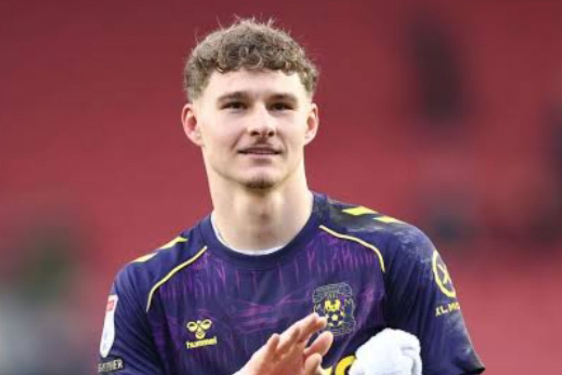 Manchester United Incar Carl Rushworth: Revolusi Kiper di Old Trafford?