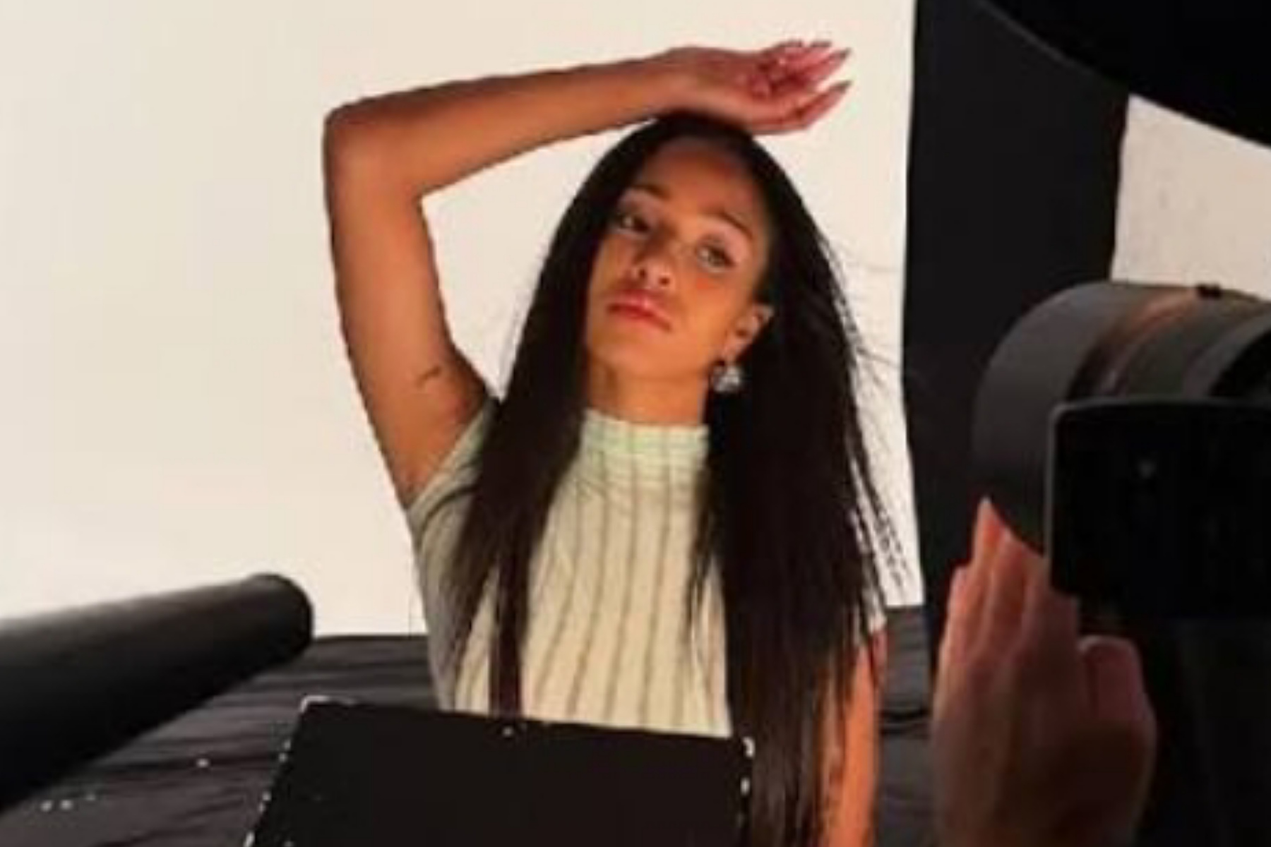 Manon Batal Tampil? HYBE Tarik Pernyataan Terkait Aksi KATSEYE di Coachella!