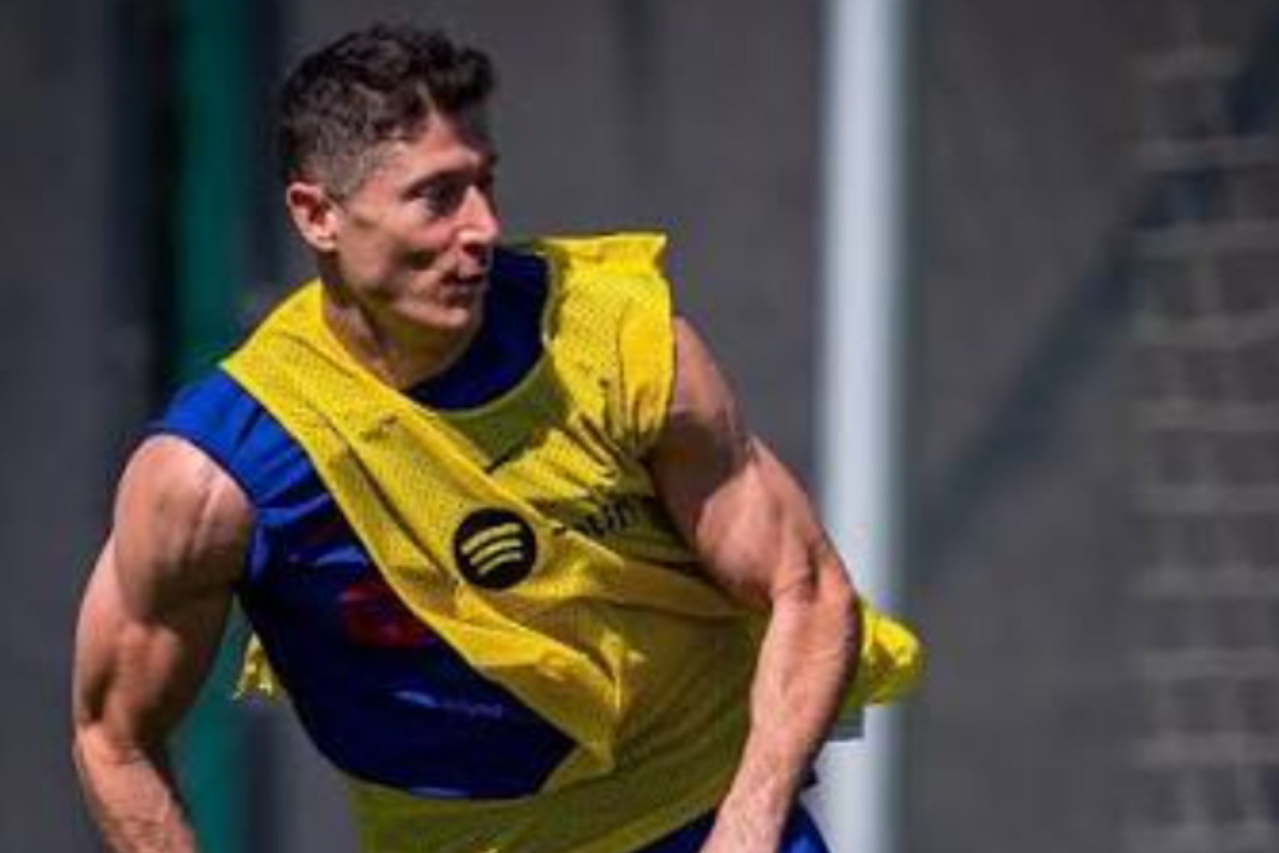 Masa Depan Robert Lewandowski: Hansi Flick Minta Fokus pada Kompetisi