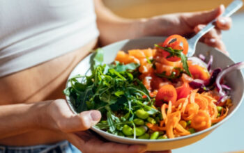 Mengenal Hormon Leptin: Kunci Kendali Nafsu Makan Anda 4 Mengenal Hormon Leptin: Kunci Kendali Nafsu Makan Anda