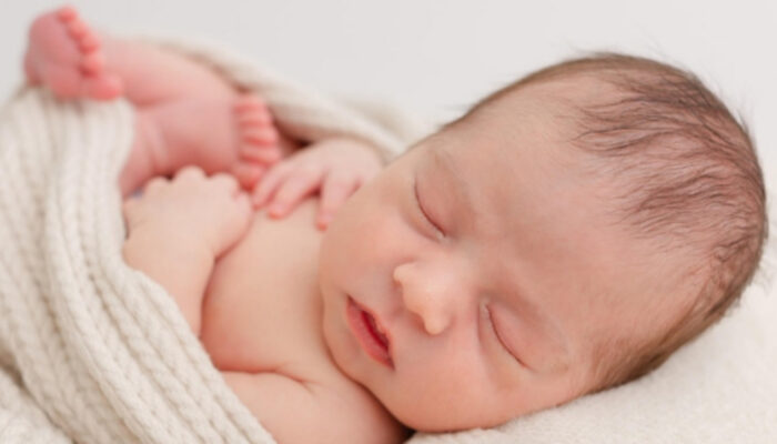 Mengenal Vernix Caseosa: Lapisan Ajaib yang Melindungi Bayi Baru Lahir