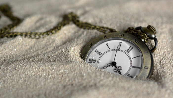 Menunggu Waktu yang Tepat: Seni Kesabaran dalam Hidup