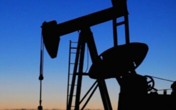 Minyak Dunia Meroket: Dampak Blokade Trump Terhadap Iran dan China