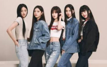 NewJeans Terlihat di Denmark: Isu Comeback Semakin Kencang! 3 NewJeans Terlihat di Denmark: Isu Comeback Semakin Kencang!