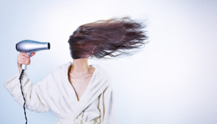 Pakai Hair Tonic Setiap Hari? Simak Aturan Mainnya Agar Rambut Sehat