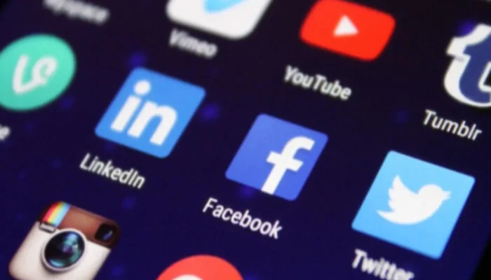 Rahasia Algoritma Media Sosial: Mengapa Konten Tertentu Selalu Viral?