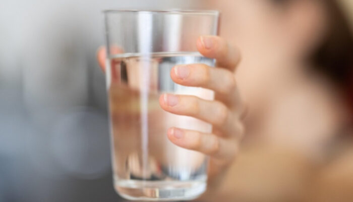 Rahasia Tubuh Bugar: Manfaat Minum Air Putih Secara Maksimal