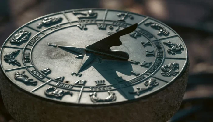 Ramalan Zodiak Hari Ini: Antara Tekanan dan Kesempatan Emas