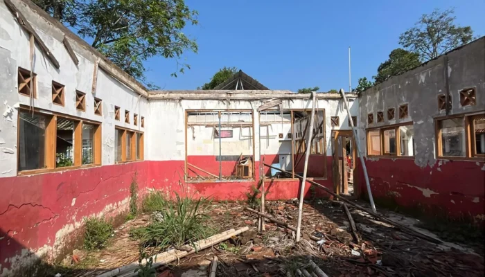 Ratusan Kelas SD di Kabupaten Cianjur Rusak Parah