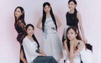 Rayakan 15 Tahun Berkarya, Apink Rilis Single "15th Season"