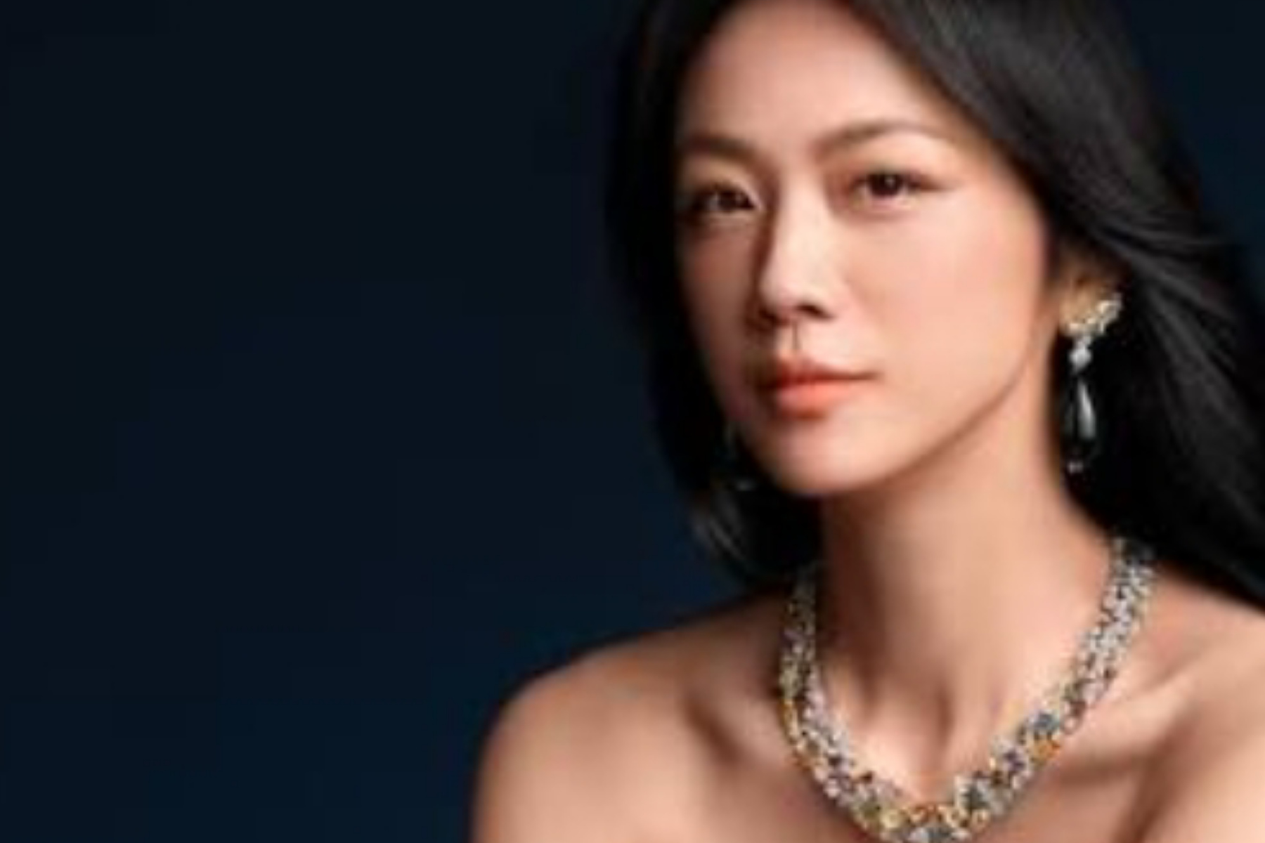 Rumor Kehamilan Kedua Tang Wei: Penampilan di Shanghai Picu Reaksi Netizen