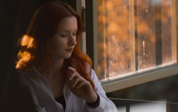 Seni Mawas Diri di Tengah Gempuran Distraksi Era Modern 3 Seni Mawas Diri di Tengah Gempuran Distraksi Era Modern