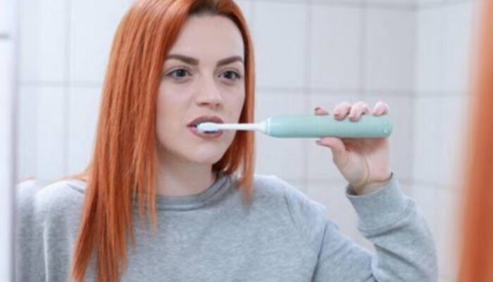 Sering Mual Saat Sikat Gigi? Kenali Gag Reflex dan Cara Mengatasinya