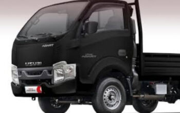 Strategi Isuzu Hadapi Kompetisi Pikap Lewat Varian Traga AC