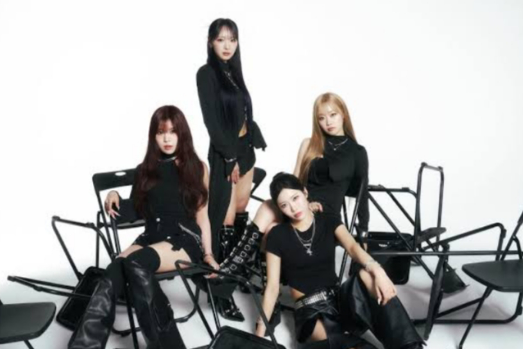 Tampil Percaya Diri, LOVEONE Rilis MV 'UNICA' yang Super Catchy!