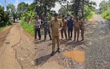 Terkendala Status Aset, Pemdes Cimanggis Bojong Gede Jelaskan Duduk Perkara Perbaikan Jalan Perbatasan Kp. Cipecang
