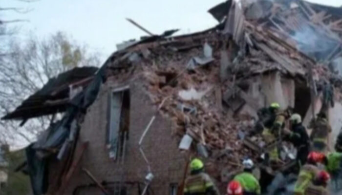 Tragedi Berdarah di Dnipro: Serangan Udara Masif Rusia Renggut 7 Nyawa dalam Semalam!