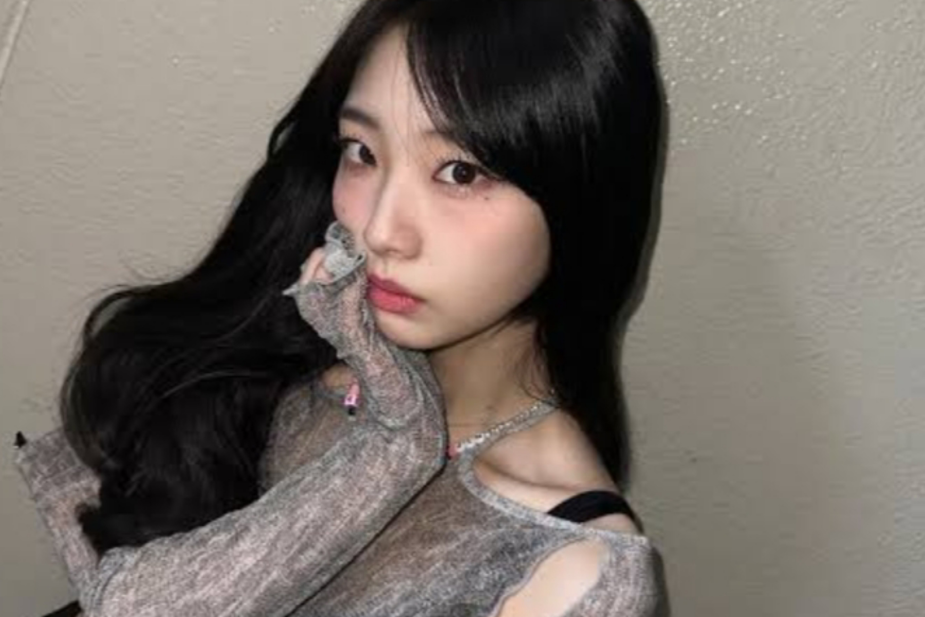 Transformasi Yeojin: Dari LOONA Hingga Debut Solo 'Lv1'