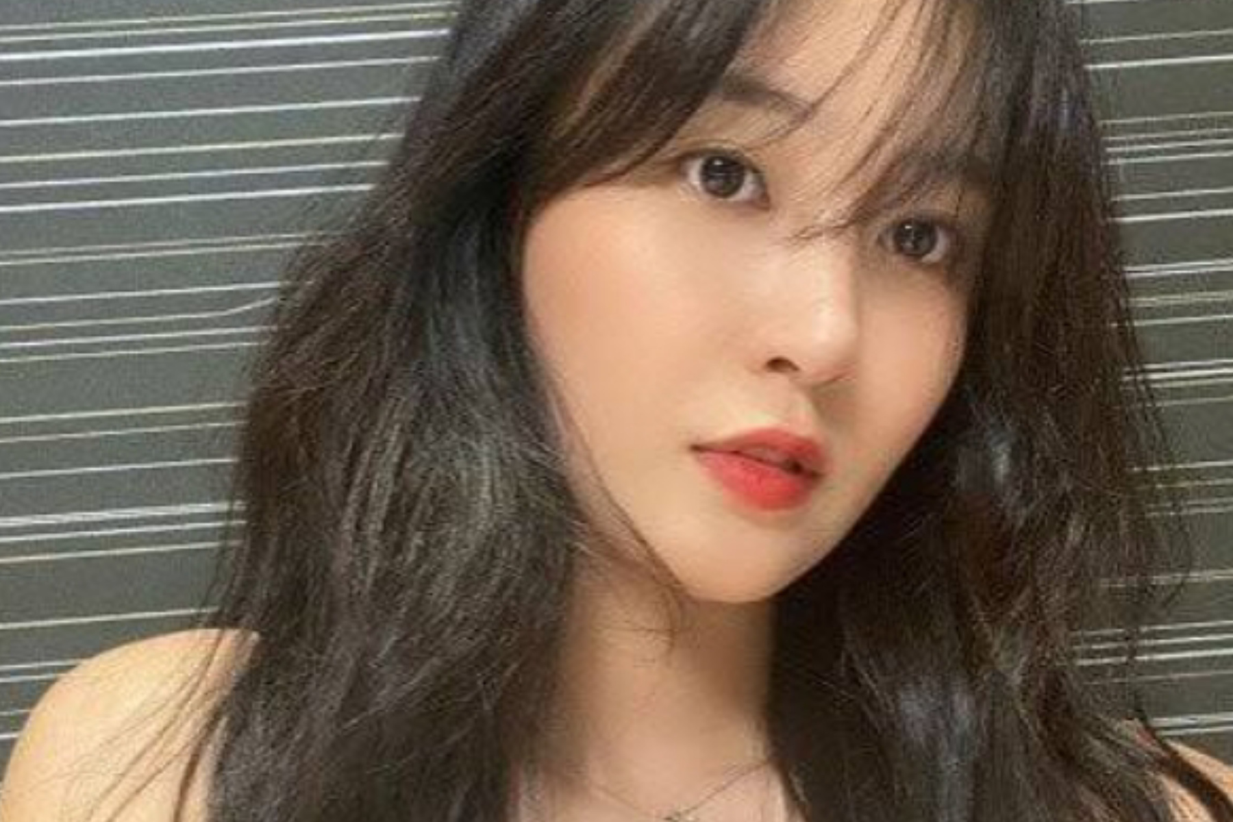 Transformasi Yuri Girls' Generation: Memukau dalam Play 'The Wasp'