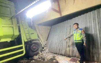 Truk Hilang Kendali, 2 Nyawa Melayang di Purwakarta