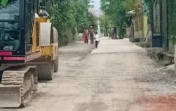 Warga Pertanyakan Transparansi Proyek Pengecoran Jalan di Sukatani Purwakarta ? 4 Warga Pertanyakan Transparansi Proyek Pengecoran Jalan di Sukatani Purwakarta ?