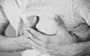 Waspada! Dada Sakit Seperti Tertusuk