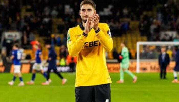 Wolves Patok Harga Santiago Bueno: Leeds United Siap Bersaing?