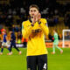 Wolves Patok Harga Santiago Bueno: Leeds United Siap Bersaing?