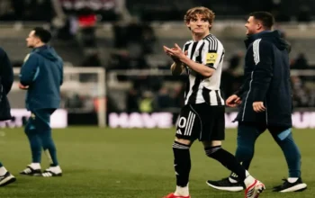Anthony Gordon: Akankah Berseragam Barcelona?