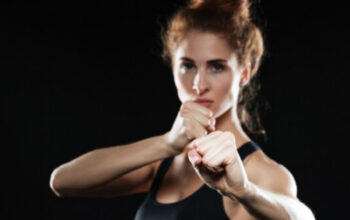 Bakar Kalori Maksimal! Kenali Body Combat, Olahraga Kardio Paling Seru
