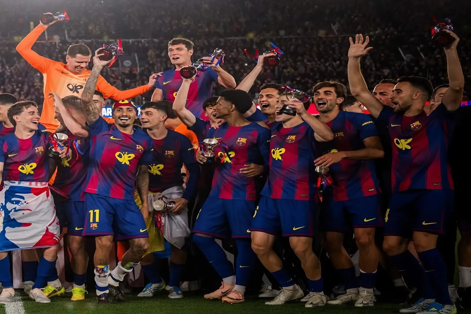 Barcelona Kunci Gelar Usai Bantai Madrid