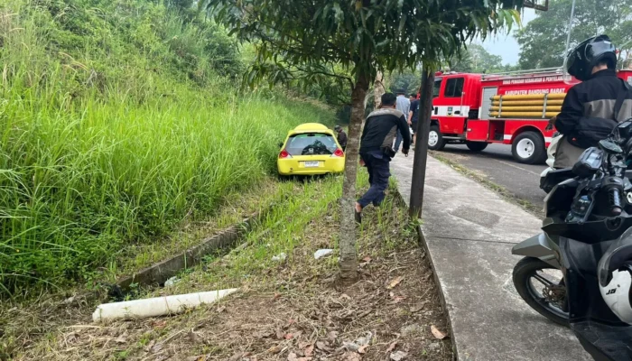 Brio Kuning Nyungsep di Kompleks Pemda KBB
