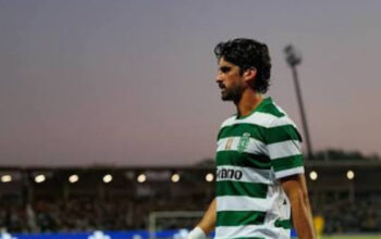 Buru Pengganti Salah: Liverpool Seriusi Francisco Trincao