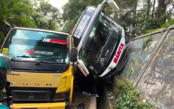 Bus Marita Jurusan Cianjur–Kampung Rambutan Kecelakaan, 20 Penumpang Luka