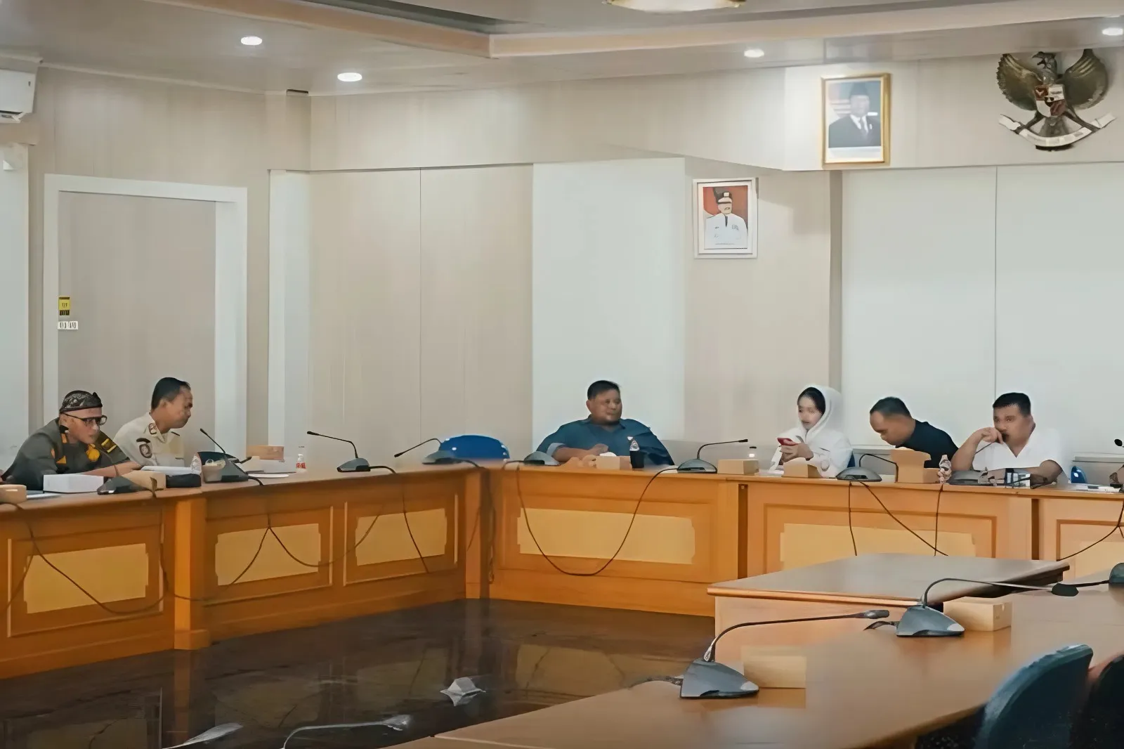 DPRD Kabupaten Sukabumi Digeruduk BAPEKSI, Ada Apa?