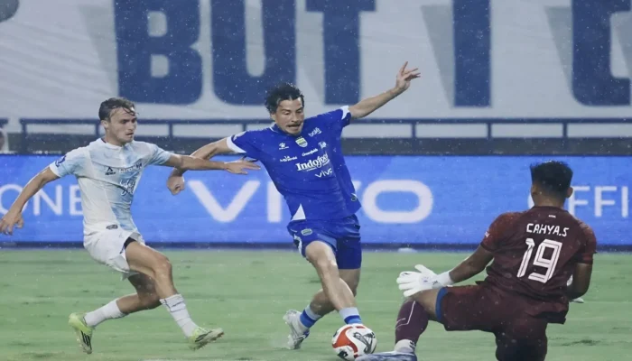 Dominasi Persib Berbuah Manis, PSIM Tumbang