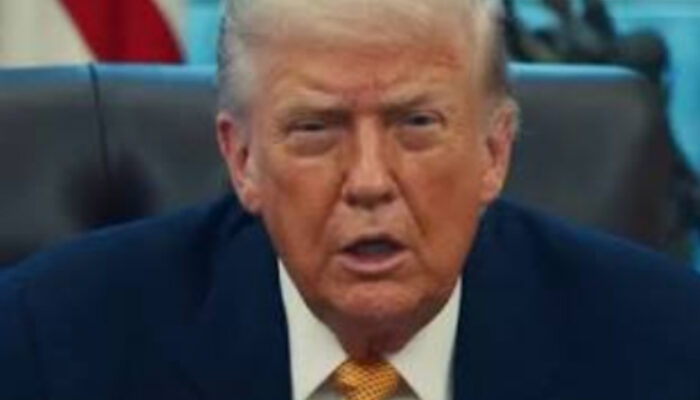 Donald Trump Mendadak Tunda Serangan Militer ke Iran Selasa Ini, Ada Apa?