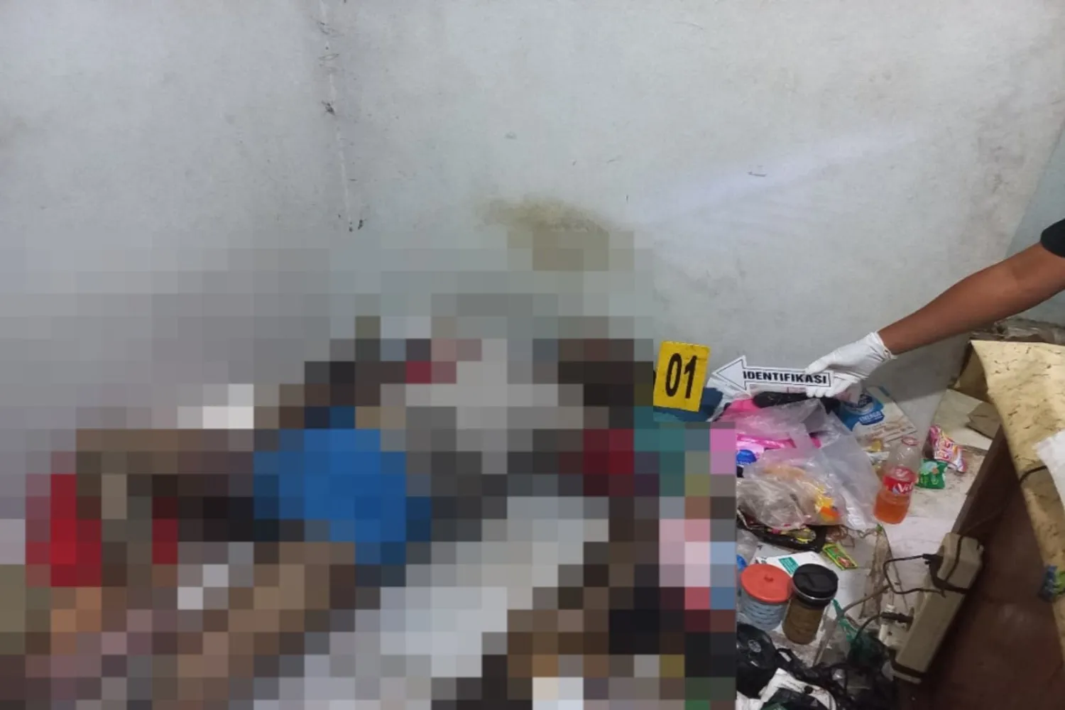 Geger Bau Menyengat, Lansia Tewas di Kosan di Purwakarta