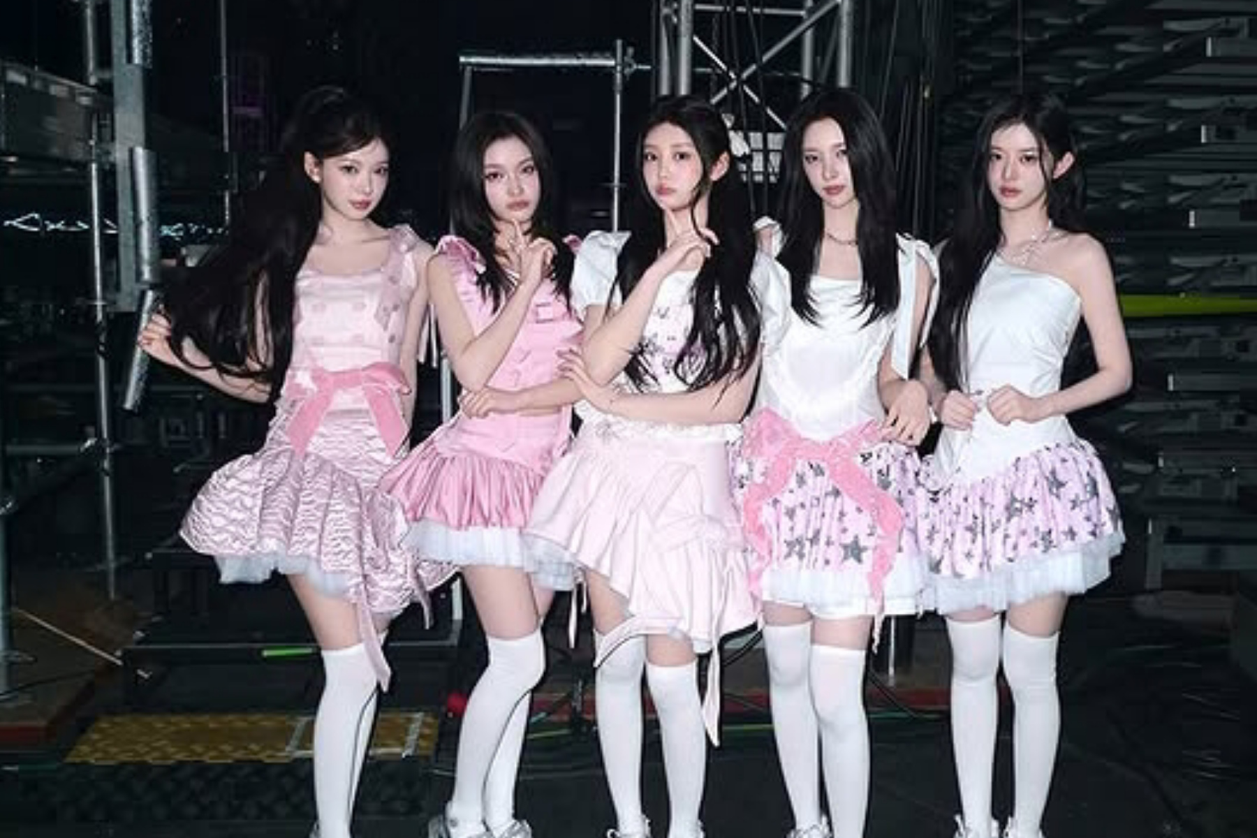 ILLIT Guncang Seoul Children’s Grand Park: Debut Mini Album Keempat di Depan Puluhan Ribu Fans