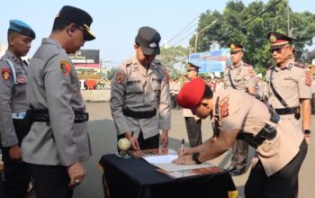 Kapolres Sukabumi Kota Pimpin Sertijab Kasat dan Kapolsek: Penyegaran Organisasi demi Peningkatan Pelayanan