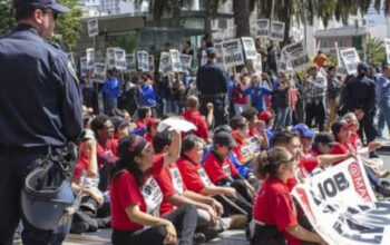 Jejak Perjuangan Buruh: Mengapa 1 Mei Begitu Sakral?