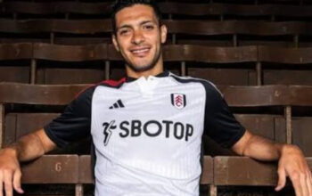 Kode Keras Raul Jimenez: Peluang Emas Kembali Pulang ke Pelukan Wolves! 4 Kode Keras Raul Jimenez: Peluang Emas Kembali Pulang ke Pelukan Wolves!
