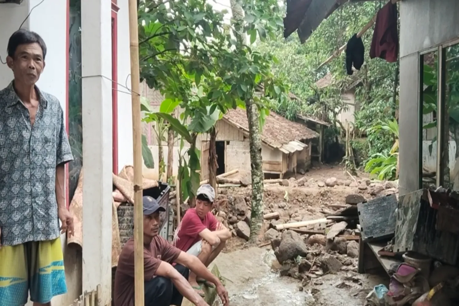 Longsor Terjang Kabupaten Cianjur, 4 Rumah Hancur
