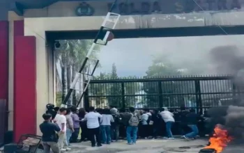 Mahasiswa Kepung Polda dan DPRD Sultra, Soroti Sengketa Lahan di Muna 7 Mahasiswa Kepung Polda dan DPRD Sultra, Soroti Sengketa Lahan di Muna
