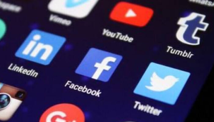 Melawan Racun Informasi: Mengapa Bahaya Hoax Bisa Menghancurkan Tatanan Sosial?