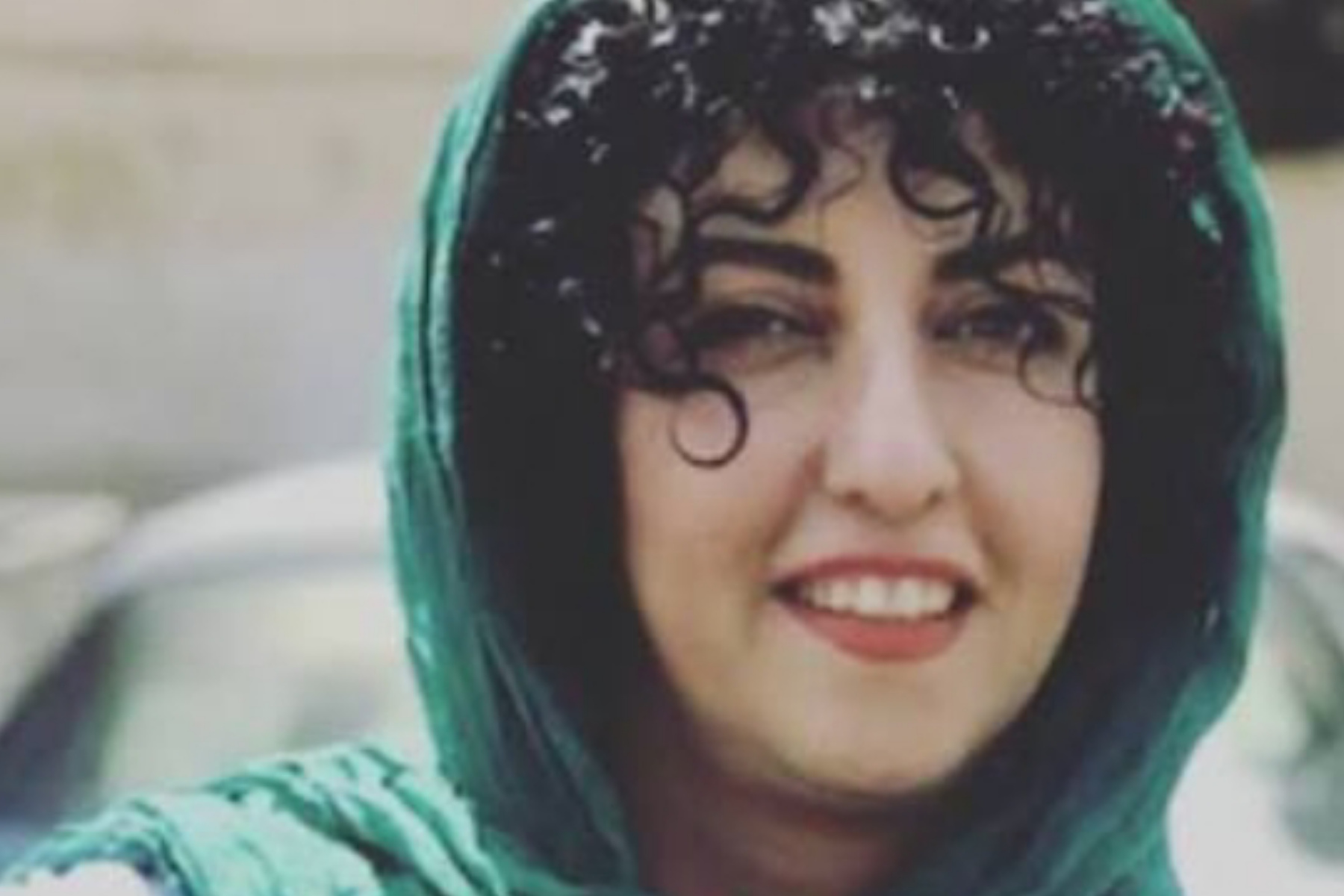 Nyawa di Ujung Tanduk: Kondisi Kritis Peraih Nobel Narges Mohammadi