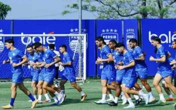 Persib Tanpa Hodak, Mampukah Bantai PSM? 1 Persib Tanpa Hodak, Mampukah Bantai PSM?