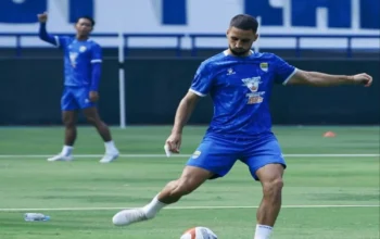 Persib vs Persijap Main Jam Berapa? Ini Jadwalnya