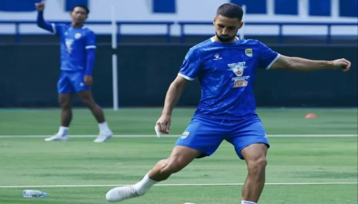 Persib vs Persijap Main Jam Berapa? Ini Jadwalnya