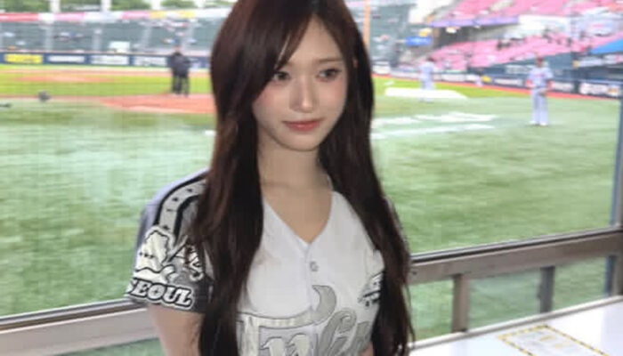 Pesona Dewasa Leeseo IVE: Simbol Elegan di Coming of Age Day